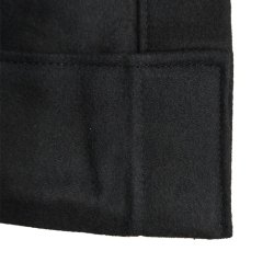 FORTPPE i sort scenemolton