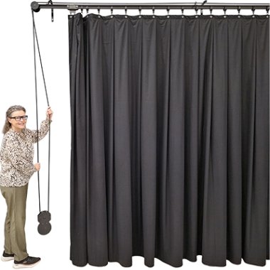 FÆRDIGSYEDE GARDINER OG SCENETÆPPER