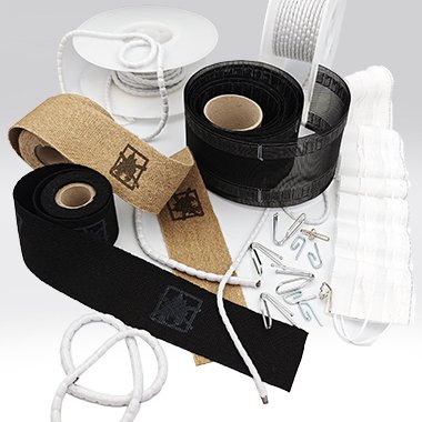 TILBEHØR TIL GARDINER OG SCENETÆPPER